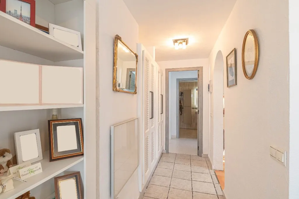 02db5a70-42ef-4753-b833-c09a7e7fd8d9