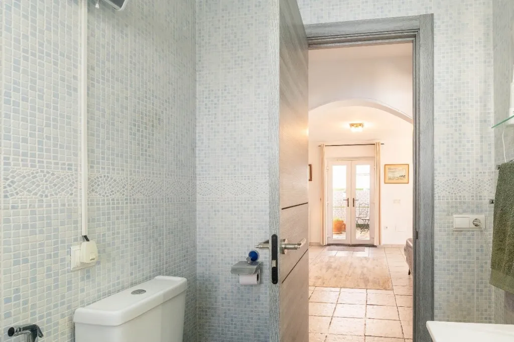 0e4b99ac-f0ee-49e2-a4d4-804a84b8fba0