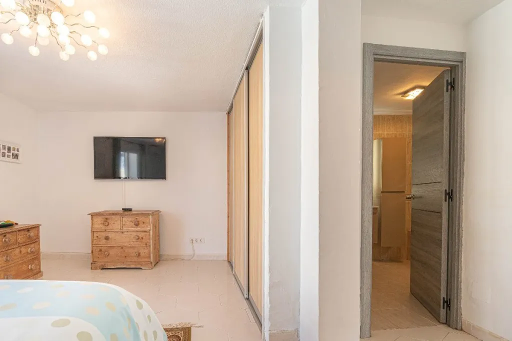 6cb511f0-65af-4b29-93d9-2176c1f5de03