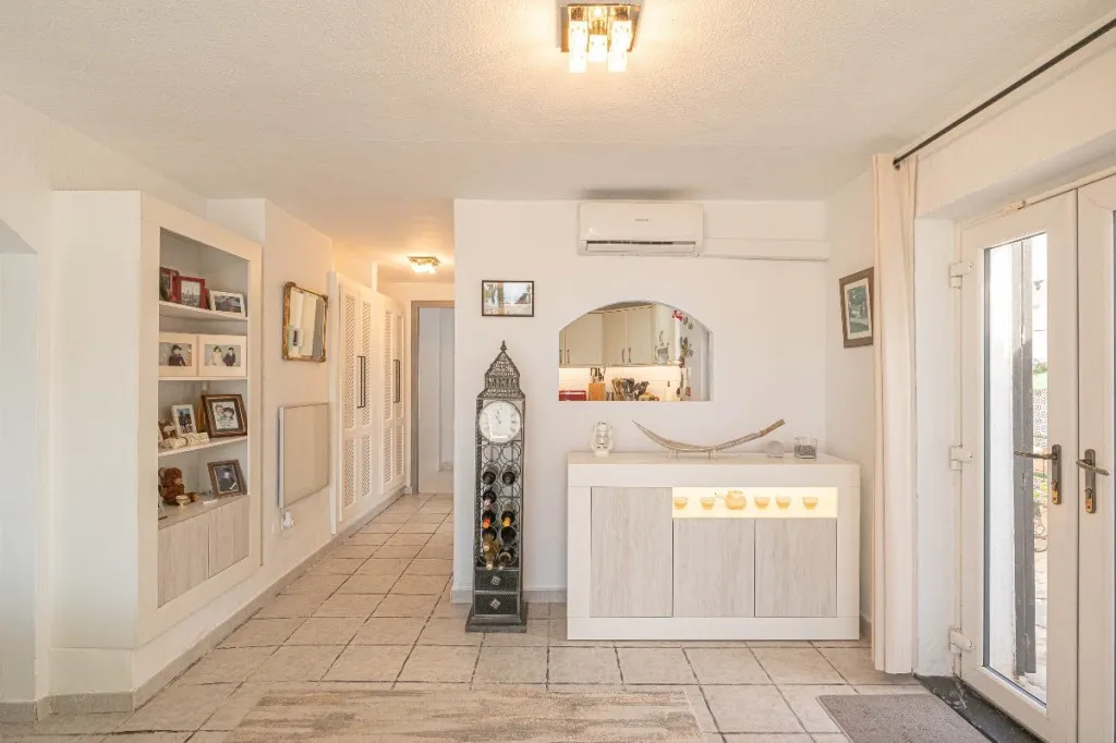 b582fe9d-3d77-4cca-9faf-ca488e1385a2