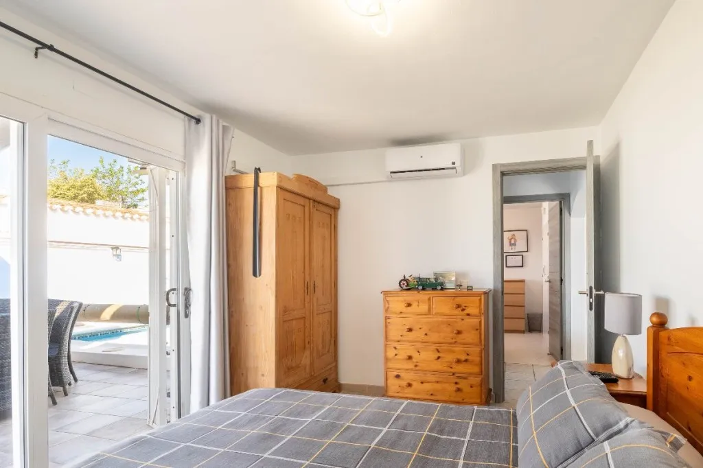 ce013d08-9cf2-4a65-9e16-d1842376d94d