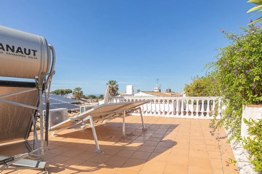 d561c990-b734-4079-a102-31cdb0d5cf46