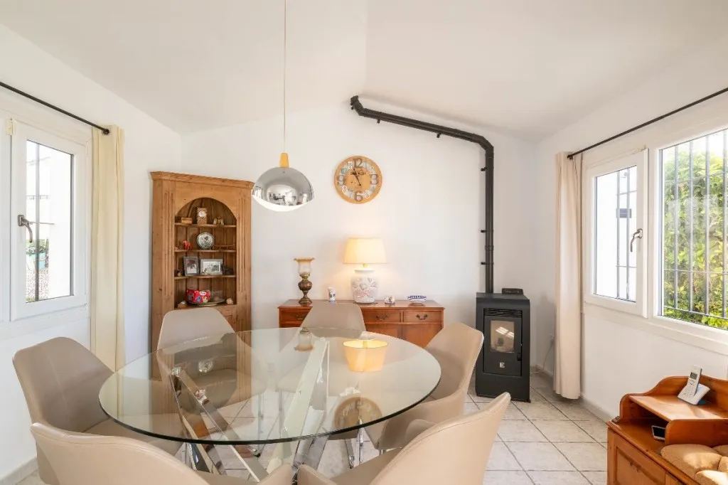 f780a06a-14a0-4ebb-b31b-3242f11e5722