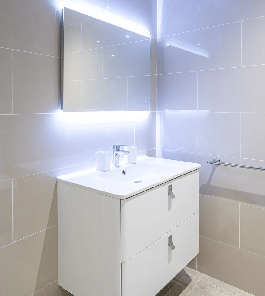 b917176f-ea27-4431-9e69-fb98450b1a30