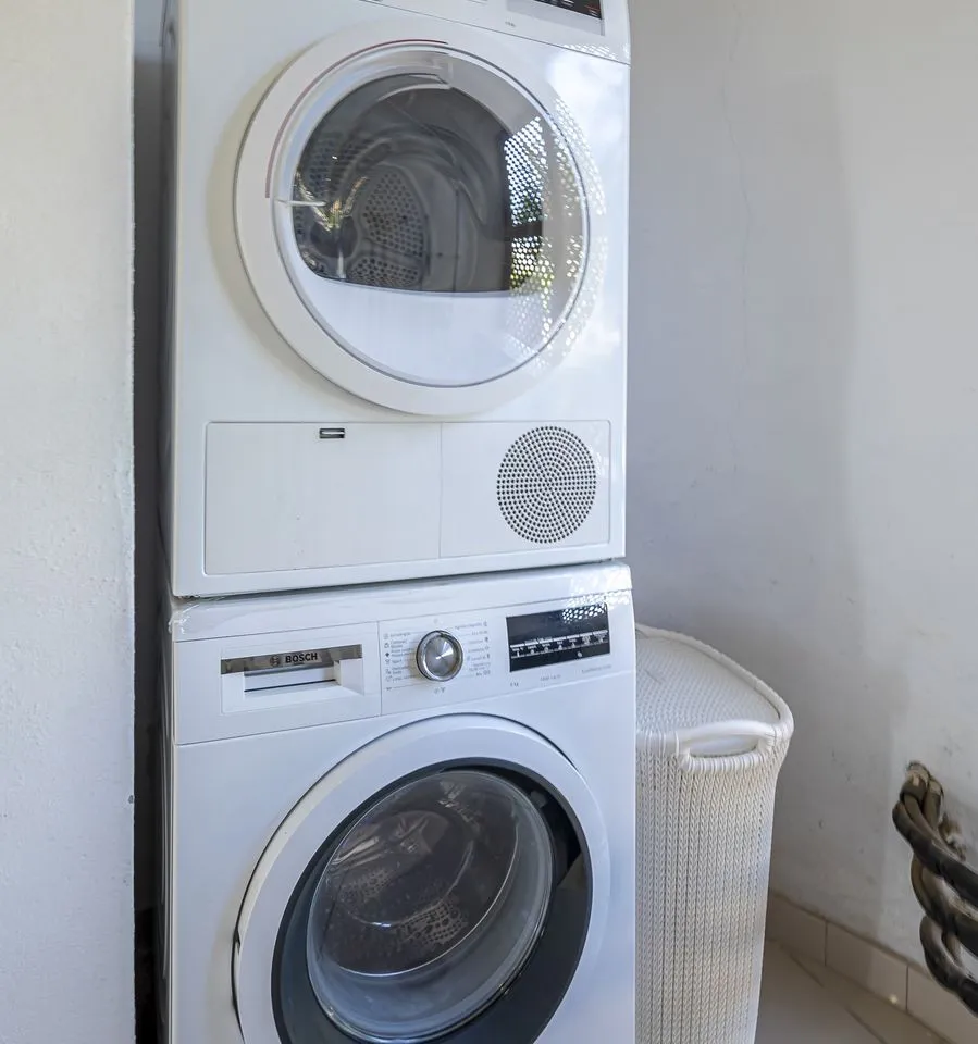 fdcaba17-8d0b-4a94-86c0-4388ae1ab8a3