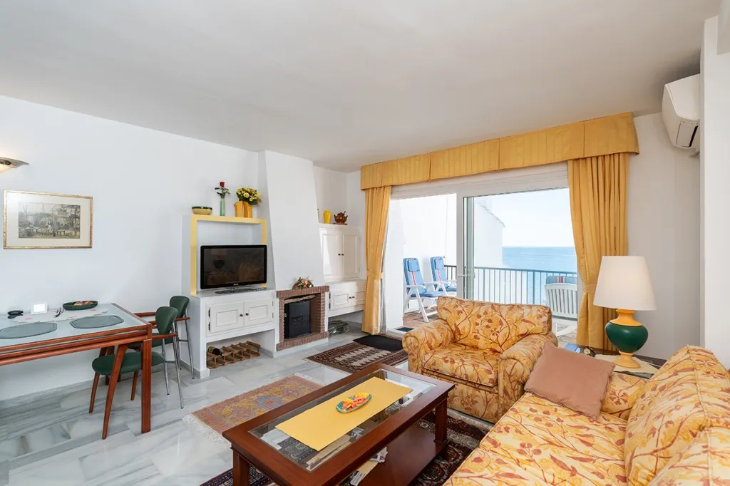 0cf08fa3-e240-45dd-baca-8fadff5e7b5a