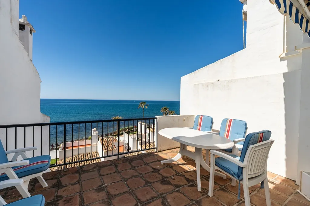 d8828717-578c-4e23-9d13-1154899fb42b