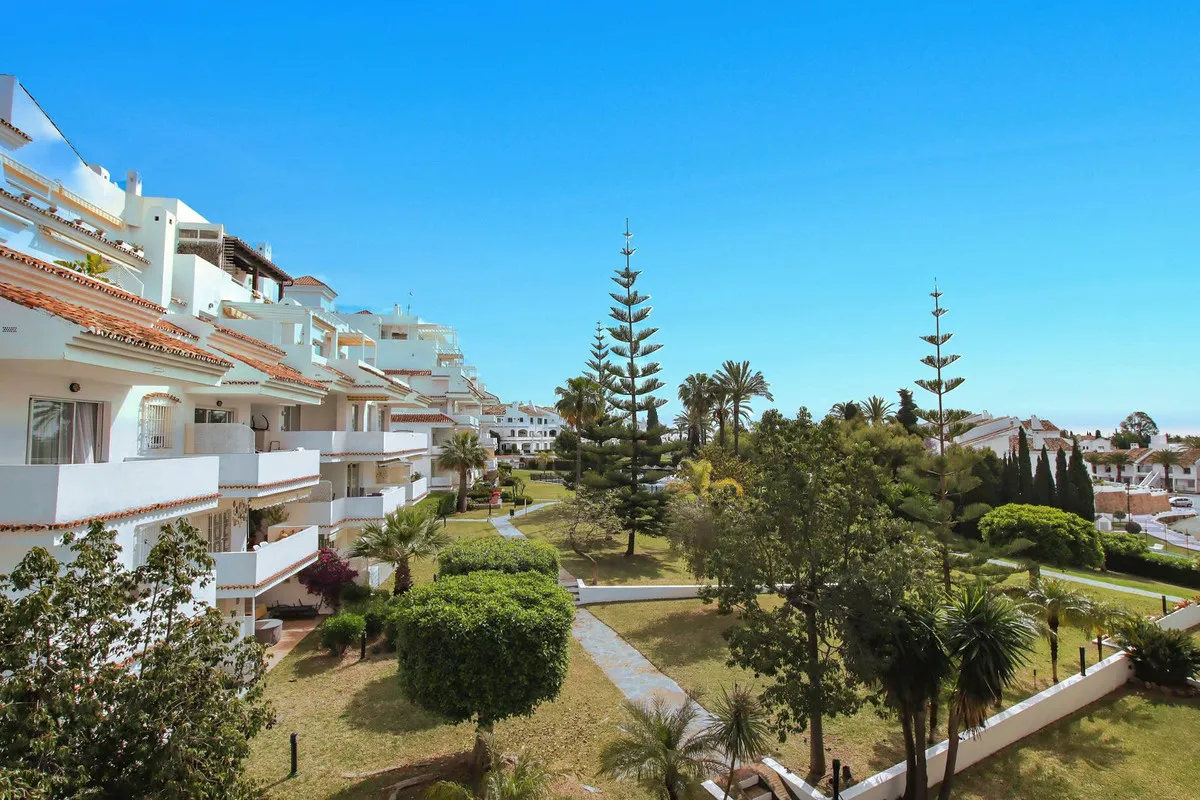 1570ecf4-3752-4632-83d4-bc9b53601ad0