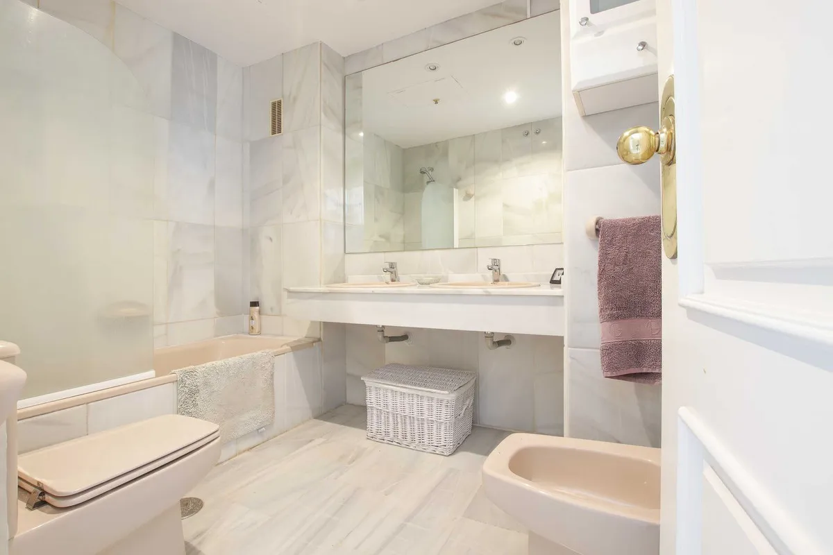 45b0b25d-ddda-4667-bc28-691c8a779c9d