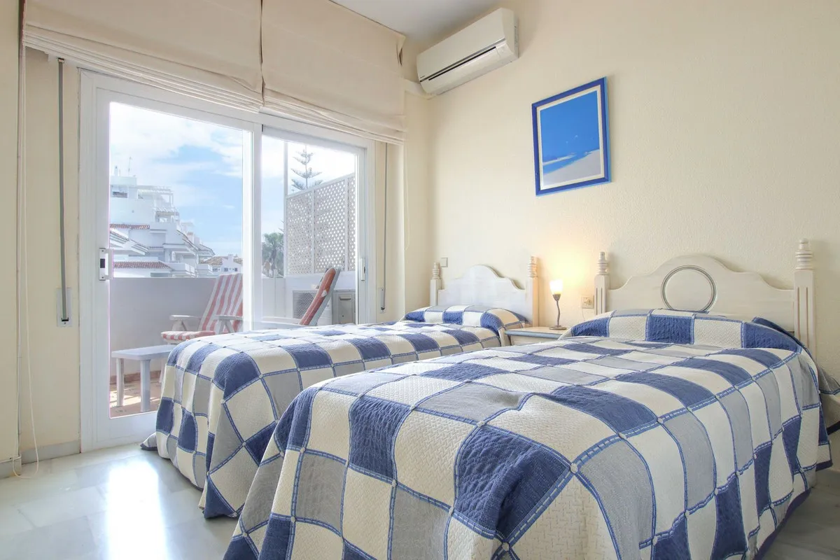 484305ca-19da-4e7a-b9c8-920e997395a0