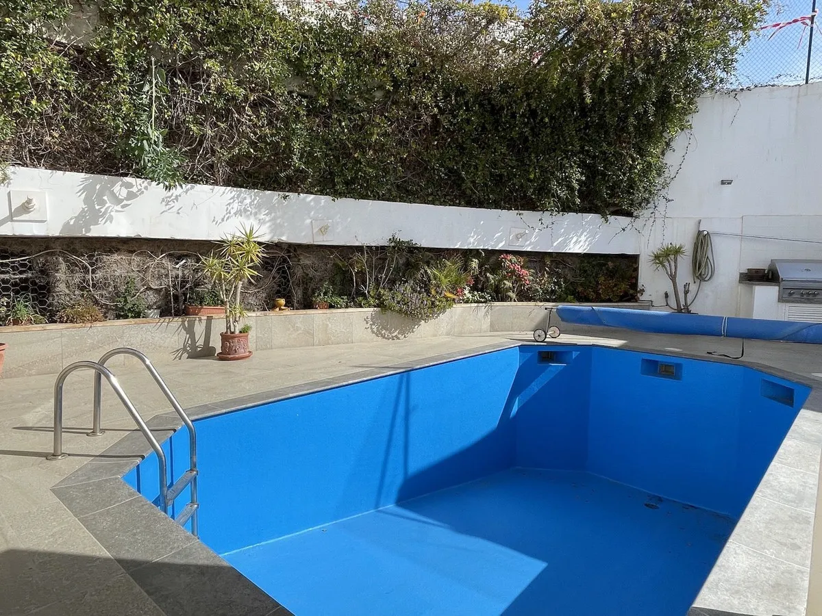 0b8f0835-88bd-4e9c-a762-988d1ee7d784