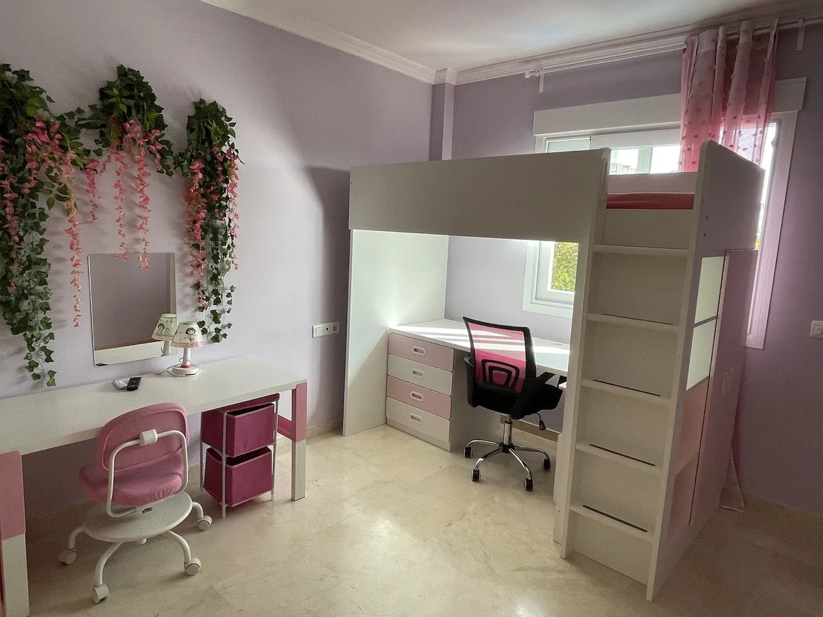 2132b751-bf51-4a23-aa24-6f7233e8d7de