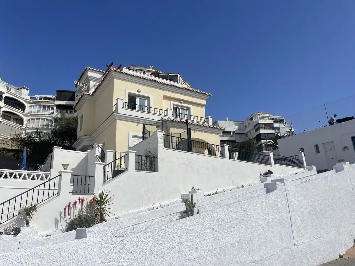 3896ee67-0595-4d50-a948-9b7abc41348d