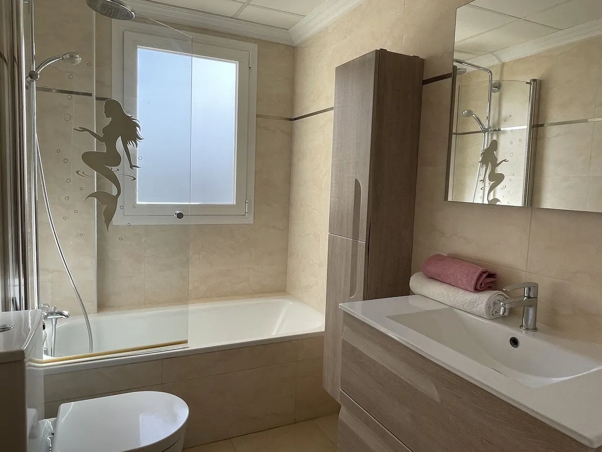 6036c038-3751-41b6-abcc-8cc6e938401f