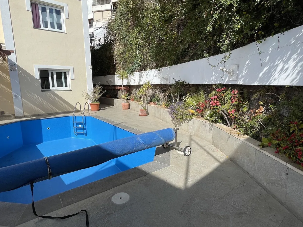 6e3f60c0-c7ba-44c5-8b40-4905e422044b