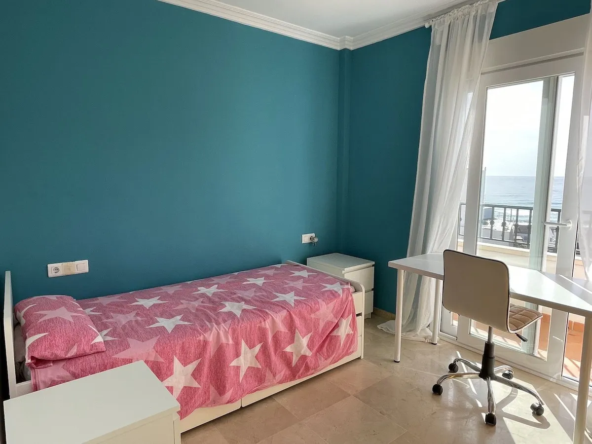 91ef24f6-c6ff-4036-886a-d7c98b9906da