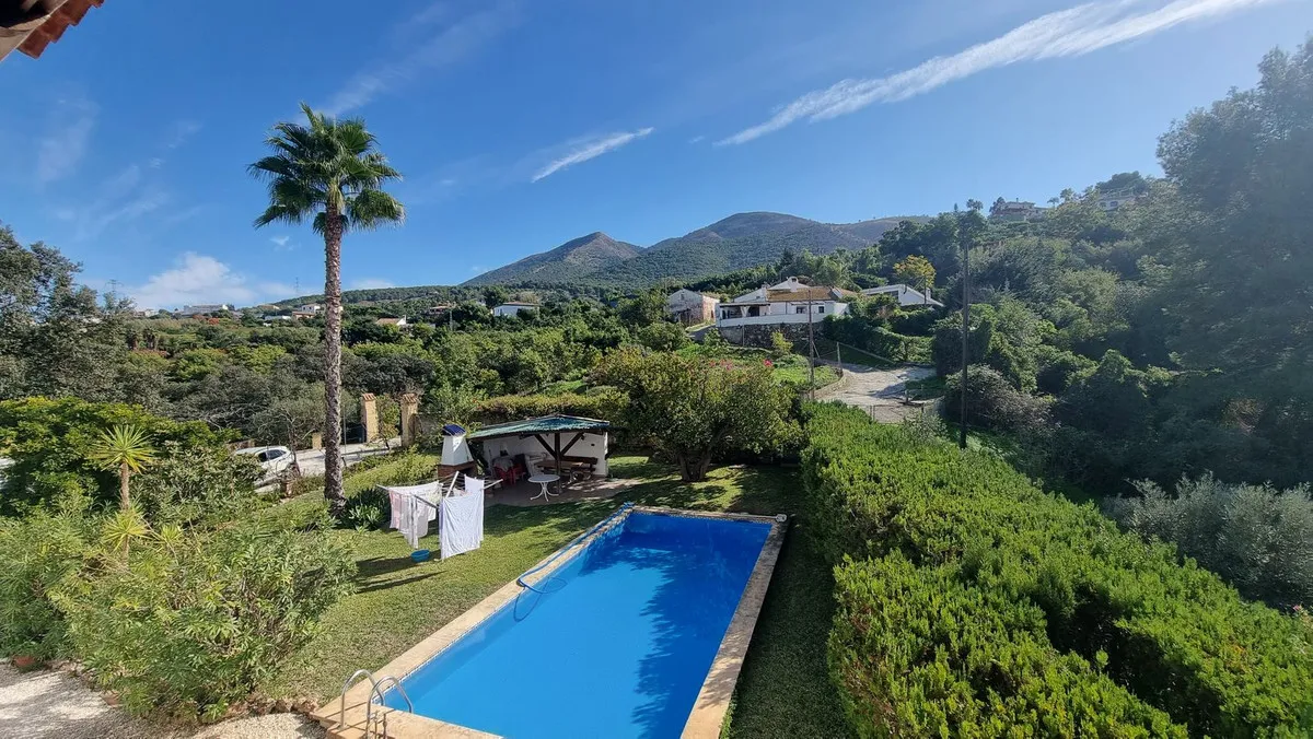 1b537e92-6ac1-4b47-9588-cfc18439a152