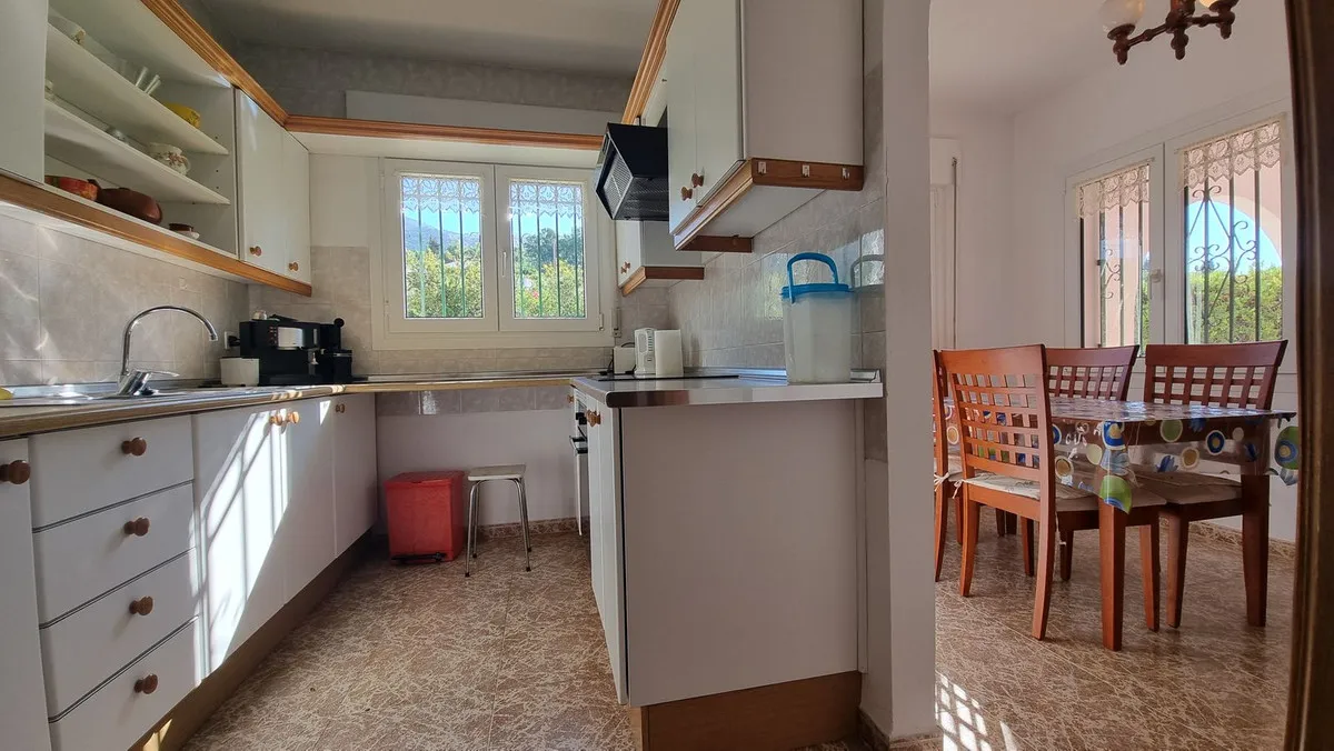 818be30d-c46e-4e7c-a502-79ab036a8d36