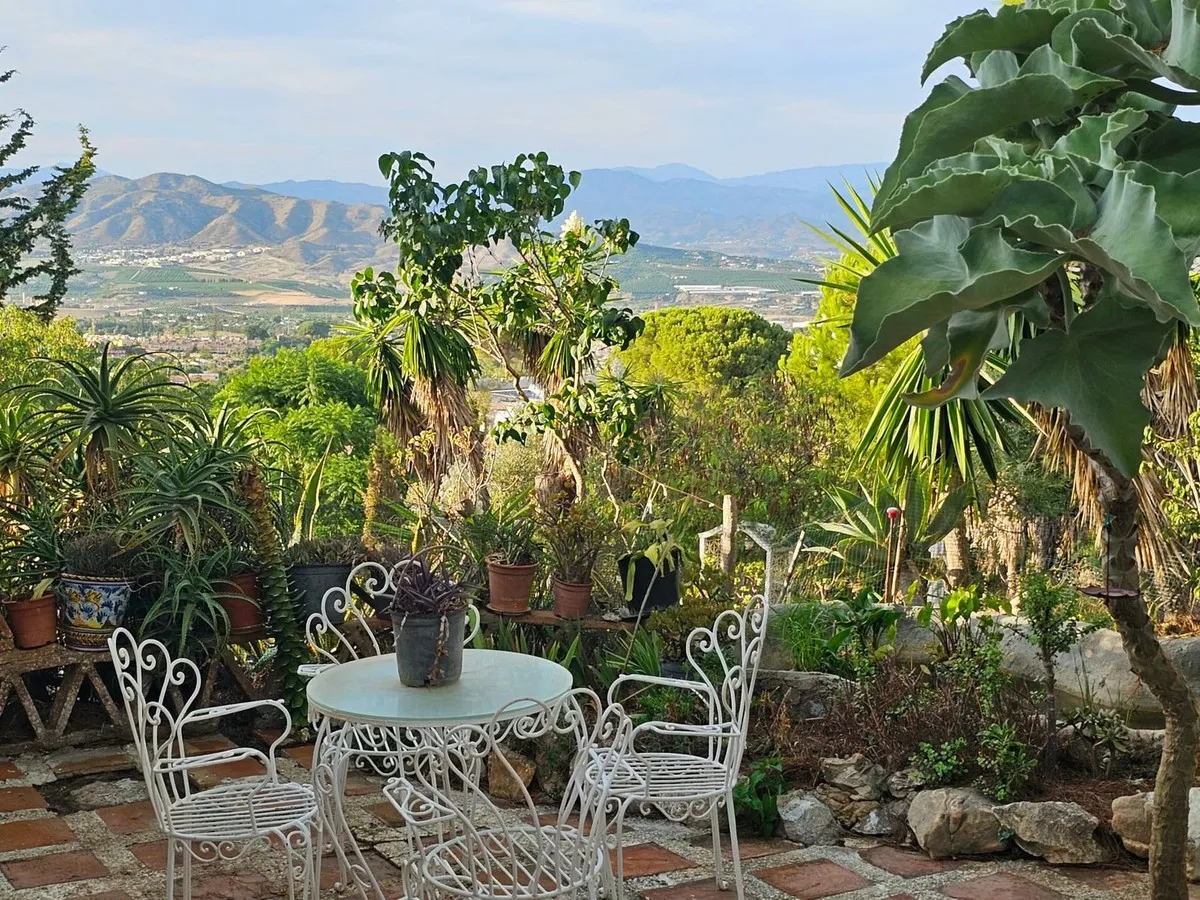 3882d8cb-a24c-405e-bb22-e4347a91d4cd