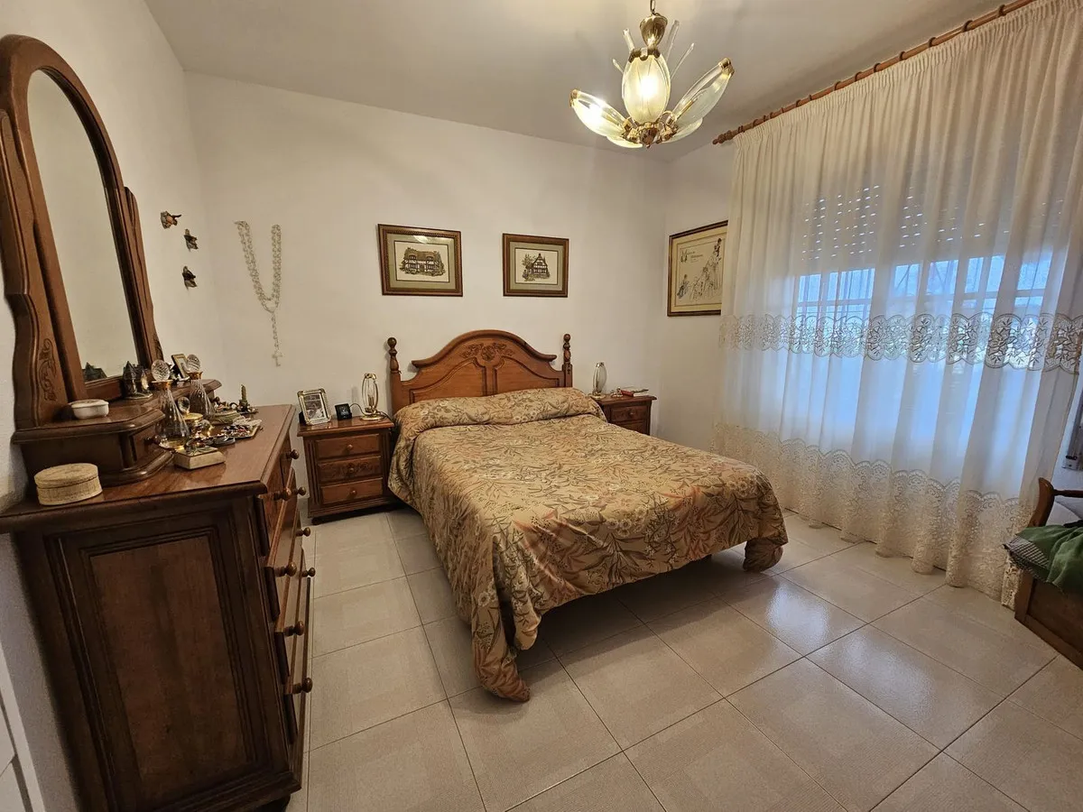 57978949-e2de-4b1d-812e-c6c5017ec2ff