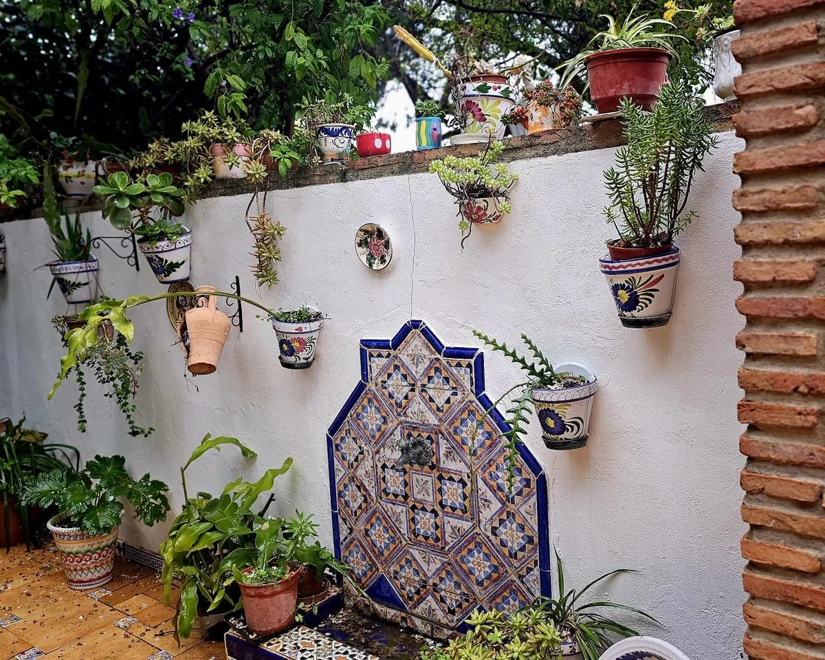 8d7cb666-0fda-4eb6-98a0-00d22e39e8e4