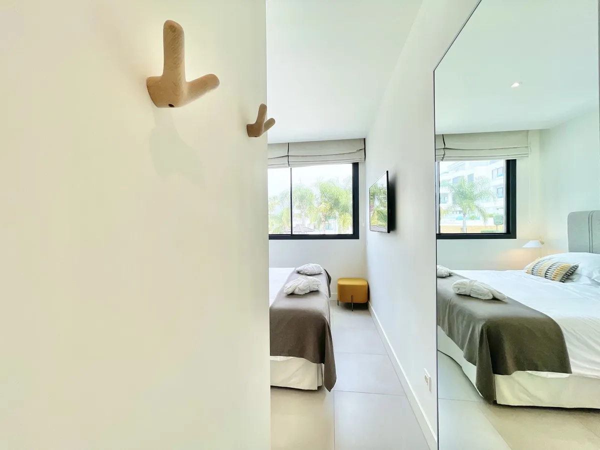 5f8b3d5d-4072-4175-a3f0-5b61f8af255c