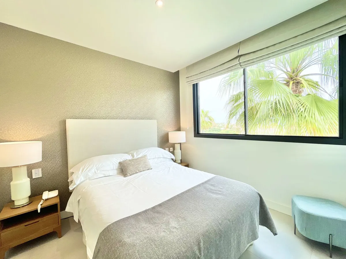 b1921fc9-9382-4bc8-a3de-c00261d9fa21