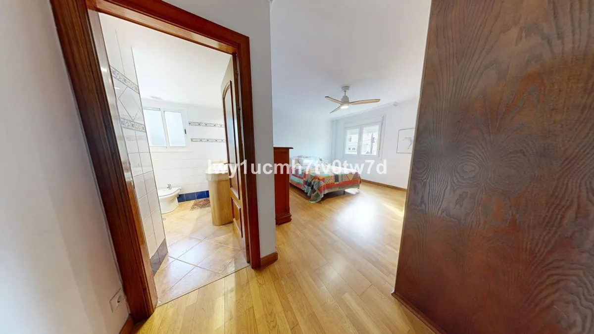 598ba019-c290-4ab1-8e80-8f0e3b1575df