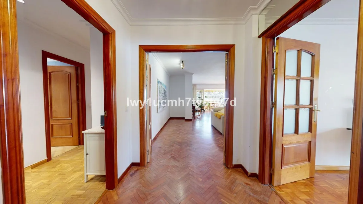 ee41de66-29d8-4096-a216-e4ecdcafa4bf