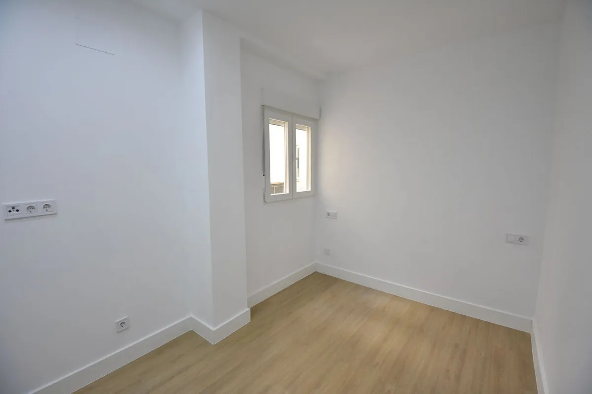 4debeb26-bbce-4c13-8d4d-d6630c969a21