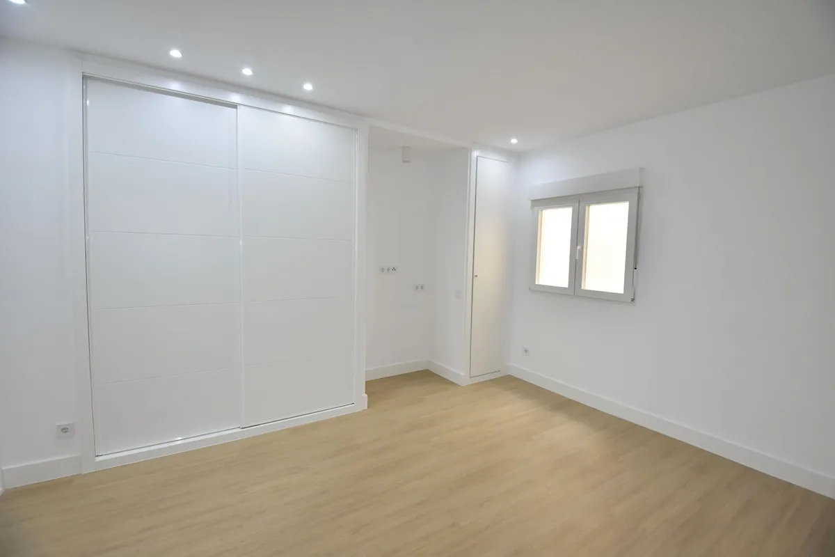 6cc836d5-5e3f-406e-8ad4-98470a5f9c73