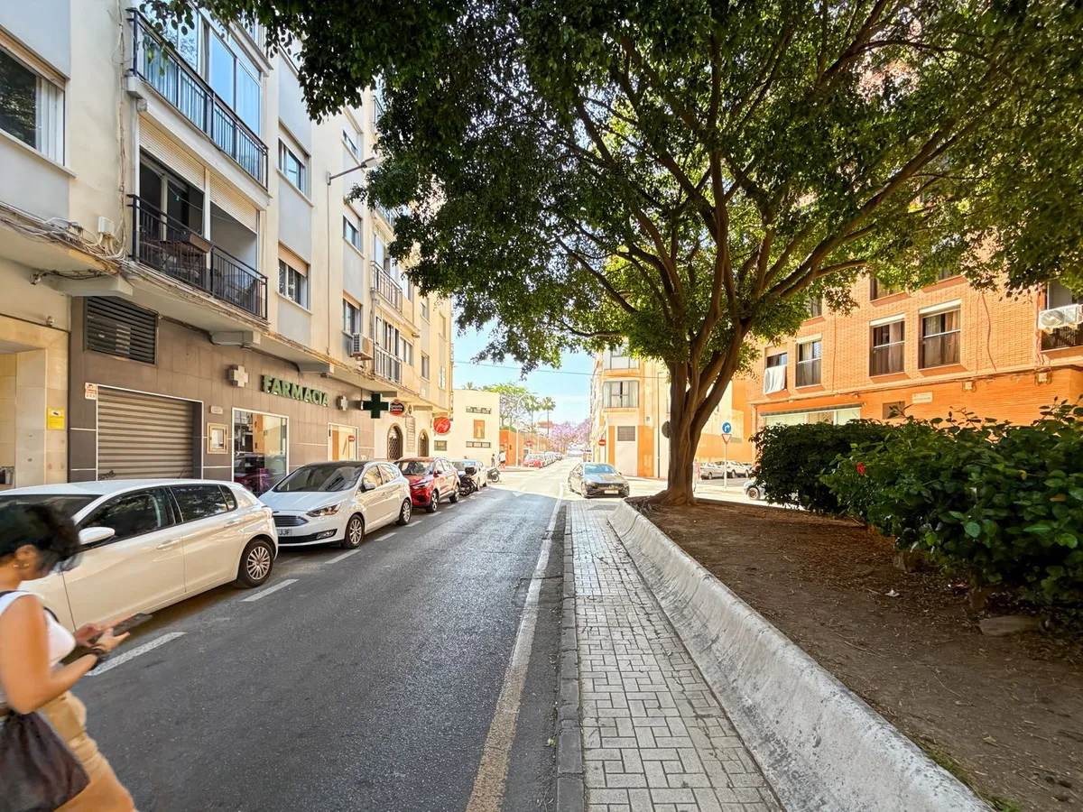 1183250e-3bda-42a4-accf-13278bcf5a68