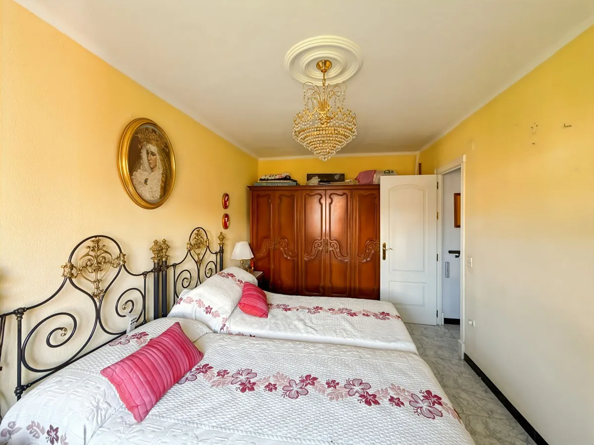 13ccb652-c594-4dd9-b8ae-aa208dd1df26