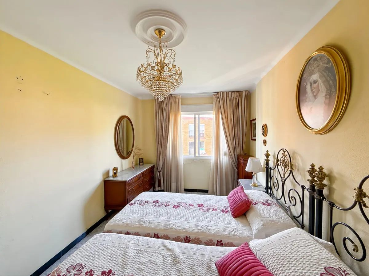 2d663e17-ff2e-4e09-beb9-747b2b34f458