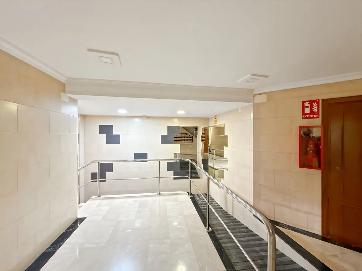 50b1ea87-acd4-43bd-9d6c-640cfadbb99d