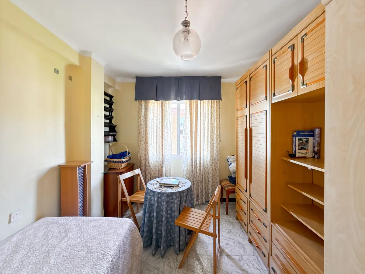 e6b609c0-6a28-41a6-990e-8e4a29c53193