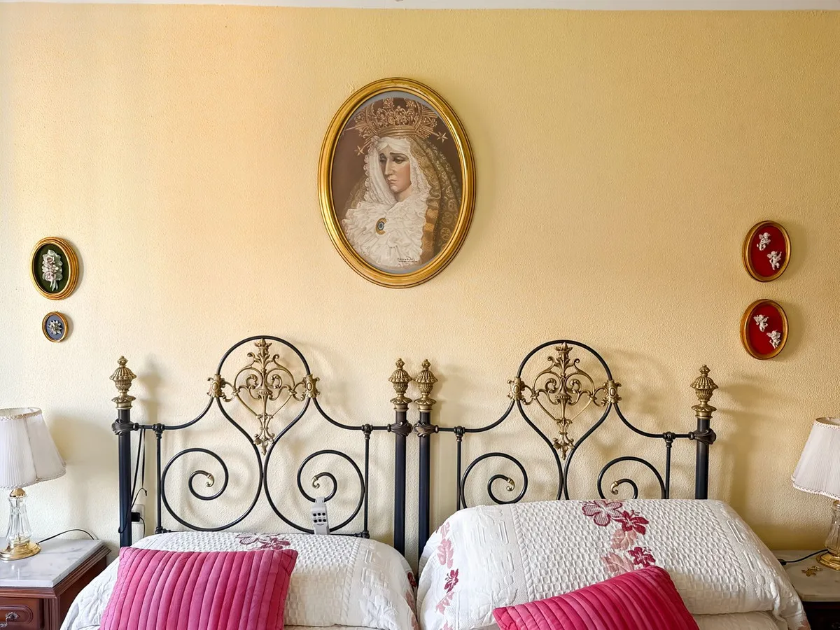 f4d32be4-768c-4564-8153-9e36abcdb249