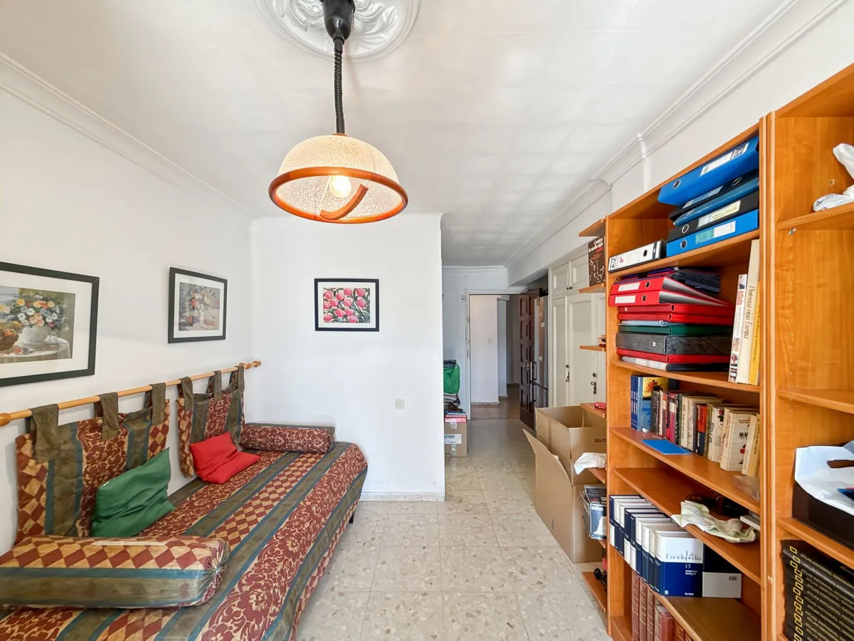 f587b9a8-5b0d-4f86-a6b1-539567d68e6b