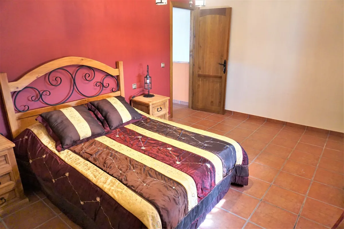 38acb3fa-ad67-47f6-b167-ee9e333d2af6