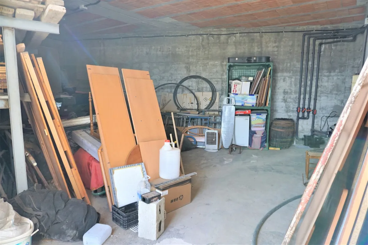 8f856e40-6429-4acf-9483-e6b395e4757b