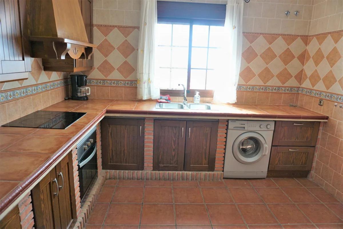 ec37cb08-134e-42a5-8f0b-a720c217cfde