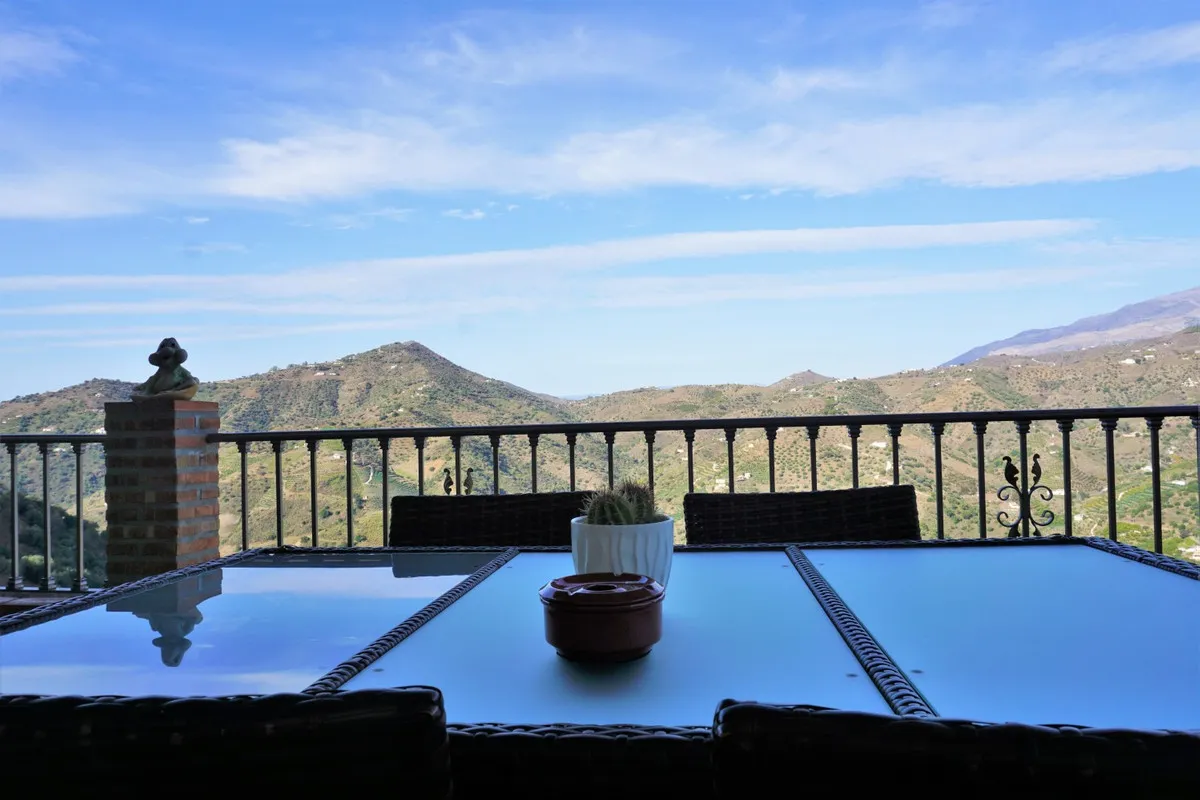 0f379455-52c3-4404-82d0-5b1018d96719