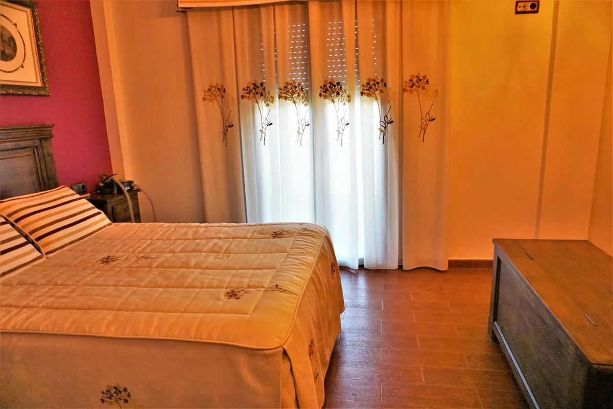 7a4cc1b8-9d00-44ac-9e9e-f6394297211a