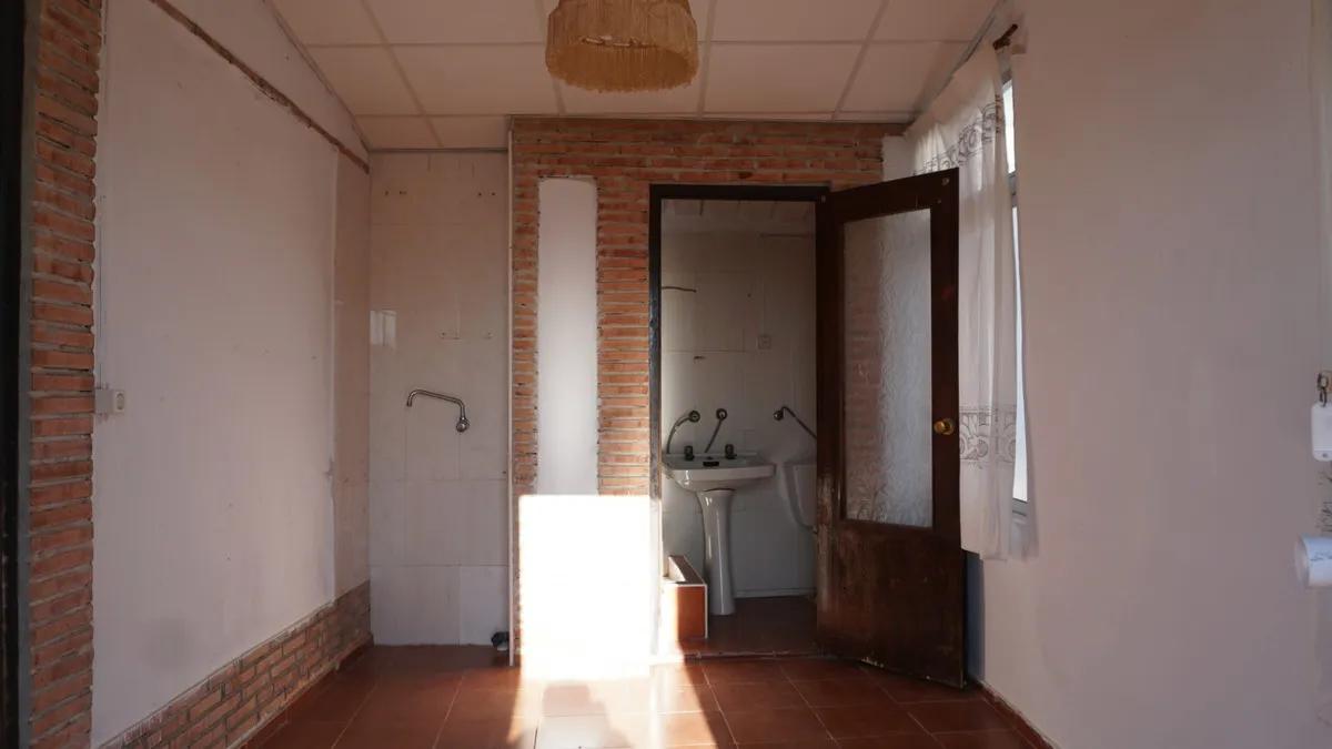 6e55d970-d717-4964-8a06-581a6e515b07