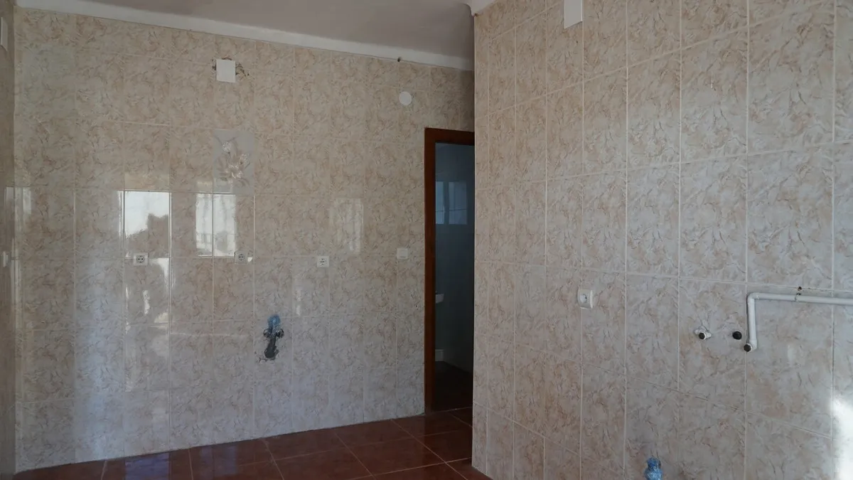 8e28ddc0-12f8-4117-b4ff-d6f86fcdc16a