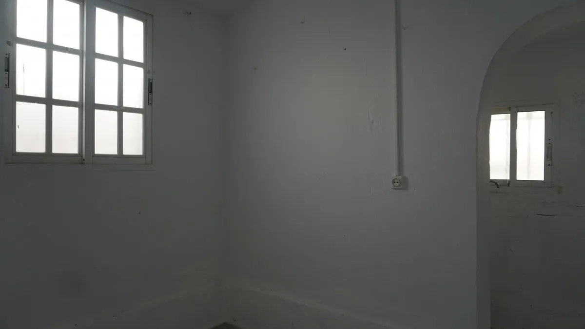 f0f5875a-c60a-4371-a7da-8ff4100b7236