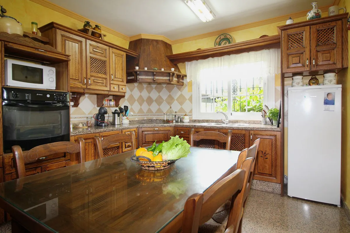 04948ebd-0fd4-449f-a3c0-1b82ced9d53d