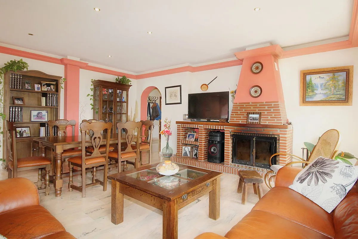 06c03d98-1618-4dd6-a71b-9631315bc2f5