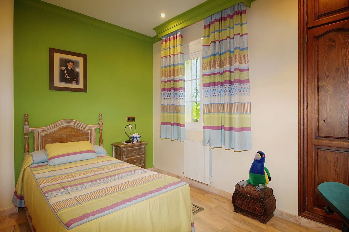 3983c4a3-a380-409b-9ba7-dbd6a317053a