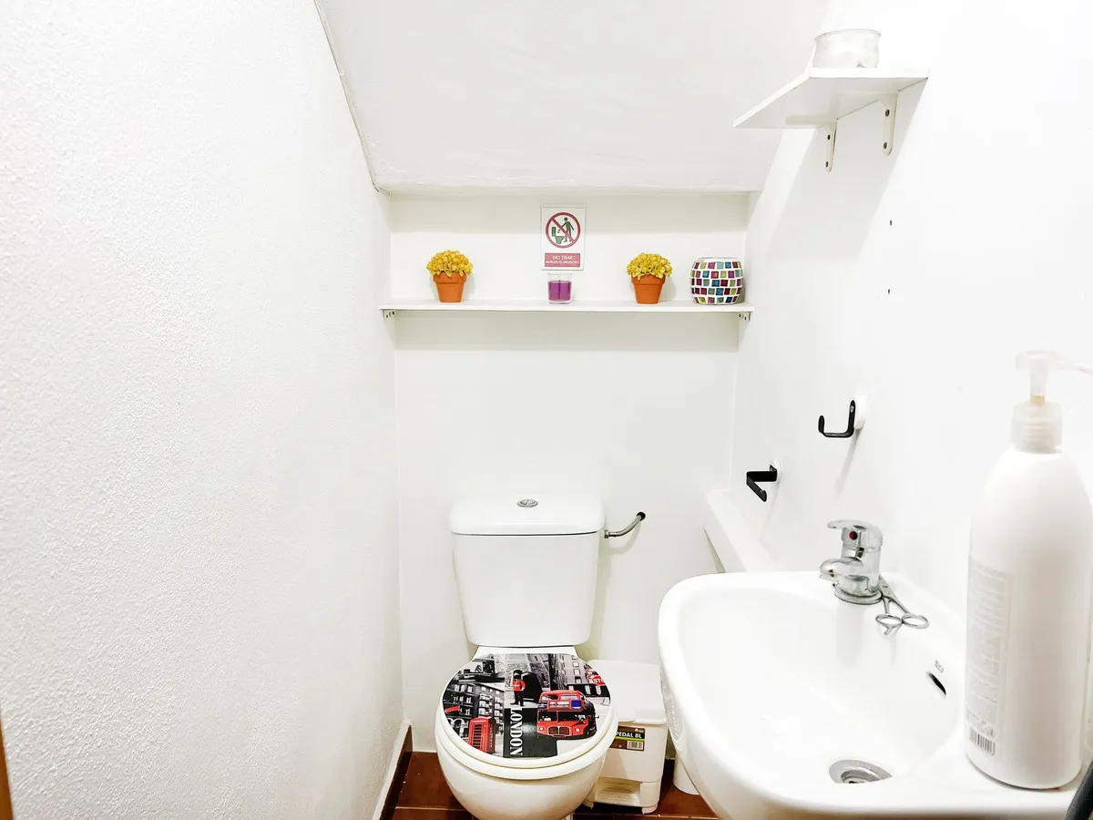 8d5187e8-9d15-4a75-863b-cfd645ba2c42